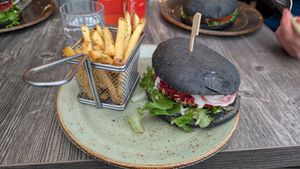  at Systrakaffi in Kirkjubaejarklaustur