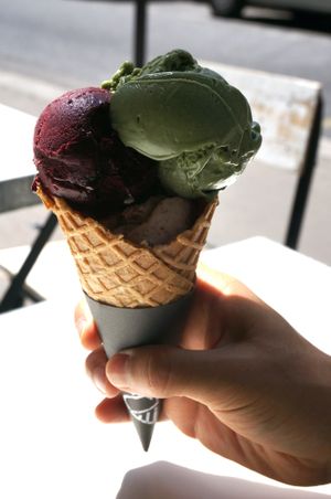 Pistachio/Blueberr/Almond (all vegan) at Impronta in Paris