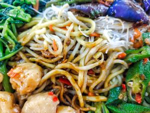 Bee hoon mee at Wan Yuan 萬緣齋 - Greenwich Drive in East Singapore