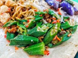 Lady fingers at Wan Yuan 萬緣齋 - Greenwich Drive in East Singapore