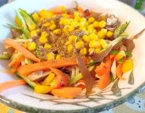 Cold sesame noodles at Coolife Owl 貓頭鷹藝品蔬食館 - Māotóuyīng in New Taipei City