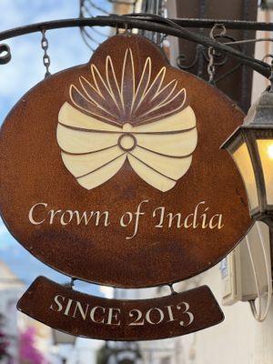   at Crown of India in Altea