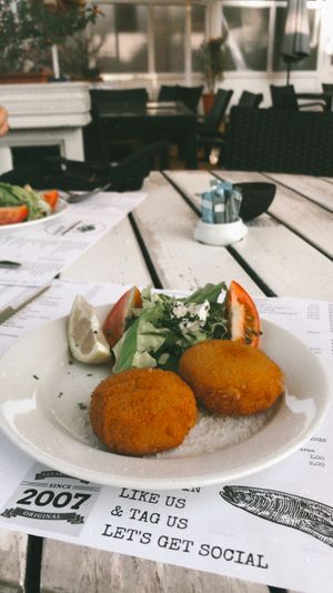 Vegan kaeskroket at Groenendijk Weert in Weert