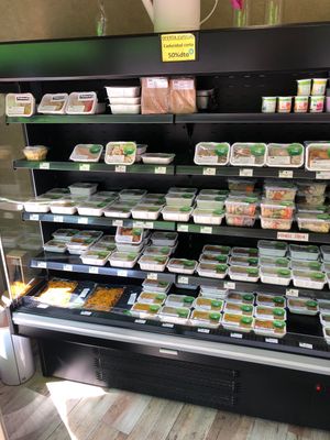 Many vegan options to go. at Ekoizan - Alameda Urquijo in Bilbao