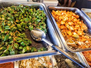 Well cooked dishes at Chi Yun Vegetarian Food in Johor Bahru