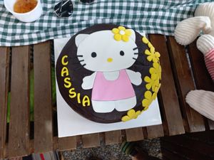 Vegan Hello Kitty birthday cake at Biscotti House in Chiang Mai