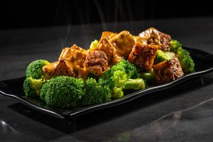  at Emerald of Siam in Richland