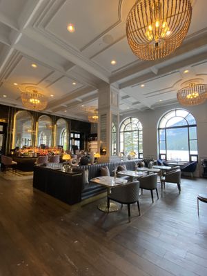 Lounge  at Fairview in Lake Louise