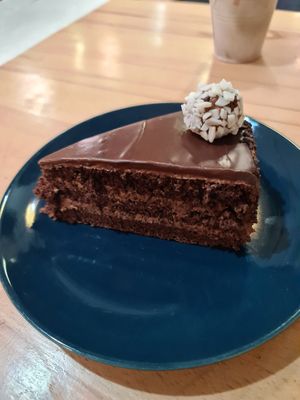 🍫 🎂 at Herbs & Honey in Gyumri