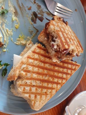 Vegan toastie was soooooo good,  my partner had the full Vegan breakfast which was also very good,  I would highly recommend this place at Cafe Eighty2 in Drumnadrochit