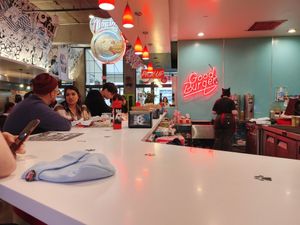 Cool 1950s vibe at Monty's Good Burger in Riverside