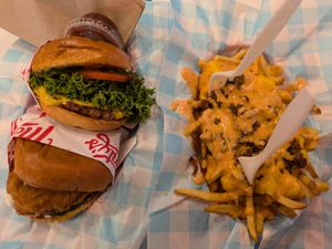 Cheeseburger, chicken sandwich, loaded fries at Monty's Good Burger in Riverside
