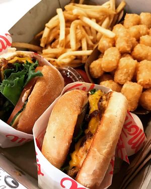 Monty's at Monty's Good Burger in Riverside