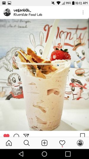 Strawberry shake at Monty's Good Burger in Riverside