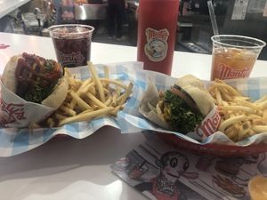 Delicious food 😋 at Monty's Good Burger in Riverside