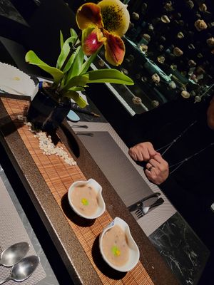 Taro and mushroom porridge at Yù Shàn Gé 鈺善閣 in Taipei
