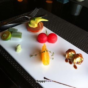 One of the many dishes at Yù Shàn Gé 鈺善閣 in Taipei