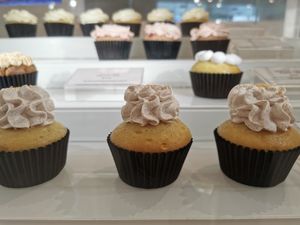 Apple crumble cupcakes at The Cakery - Lee Garden in Hong Kong Island