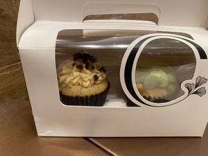 Yum  at The Cakery - Landmark in Hong Kong Island