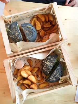 Flower burger and cheese burger at Flower Burger in Rotterdam