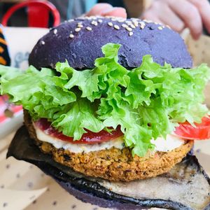 Gina burger at Flower Burger in Rotterdam