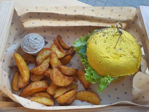 SUPERLEKKER at Flower Burger in Rotterdam