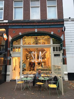 Beautiful front! at SLA - Oude Binnenweg in Rotterdam
