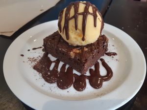 Dessert: Brownie with mandarin ice-cream at Vegania in Madrid