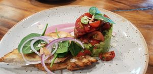 Avocado bruschetta at Man & The Figs in Bangkok