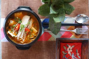 Fermented Miso Soup Vegan from seoul vibe koh phangan restaurant.
Like many fermented foods, Korean Miso paste is reputed to be rich in anti-ageing nutrients and daily consumption of miso paste has been prescribed by many Korea experts. It also helps to lower blood pressure, strengthen the liver and aid in digestion.

 at Seoul Vibe in Koh Phangan