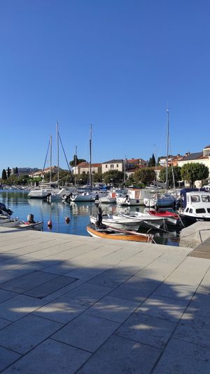View outside at King's Caffe in Malinska