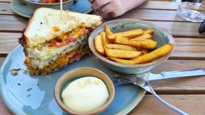 Vegan tripleta at King's Caffe in Malinska