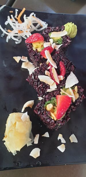 Black Roll Veggie at Raw Like Sushi in Hamburg