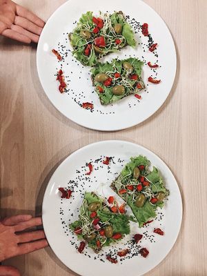 “Zrno” raw option: seed cracker with seeds and spinach vegan cheese spread at bistro ZDRAVO in Sarajevo
