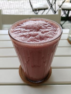 Enthusiasm smoothie at bistro ZDRAVO in Sarajevo