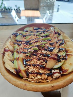 Acai bowl with fruit at I'm Here Because of my Wife - Ani Po Biglal Ishti - אני פה בגלל אשתי in Jerusalem