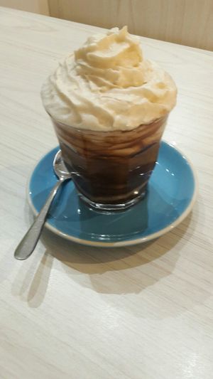 Vegan hot chocolate made with almond milk and rice cream at Pickle & Must Deli in Warwick