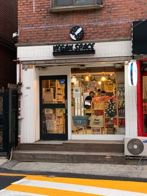 New sign at Vegan Space in Seoul