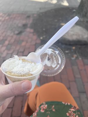 Vanilla Vanilla  at Cupcake Charlie's in Newport