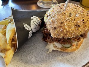 Jackfruit Burger  at The Orange in Fulda
