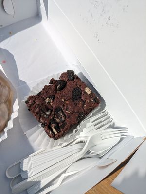 Oreo brownie at Happy Little Treats - High St in Columbus