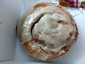 Honey bun at Happy Little Treats - High St in Columbus