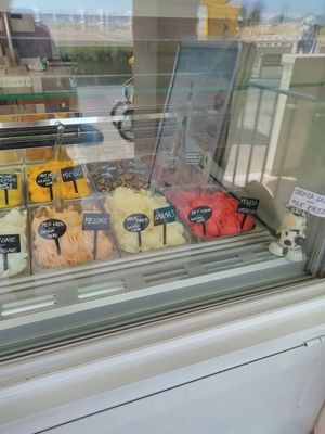 Milk free section at Punto Gelato in Caorle