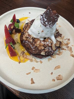 Cacao pancakes 🥰 at Zetta's Pantry in Fitzroy