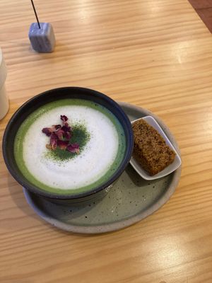 Matcha latte at Okaeri in Gijon