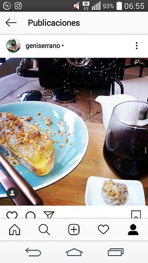 Café con bebida de arroz y tostada de pan sin gluten,con tahin y mermelada de manzana y jengibre. at Okaeri in Gijon
