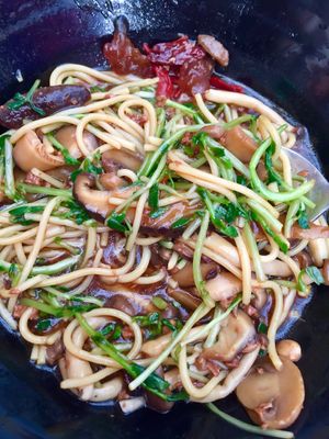 The minced bean ramen from Vegandeli at fortune centre has moved here under a new name of minced bean spaghetti! at  Kimburi 金料理 in Central Singapore