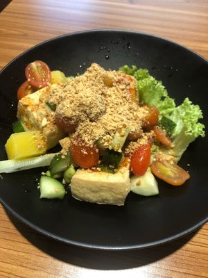 Thai tofu  at  Kimburi 金料理 in Central Singapore