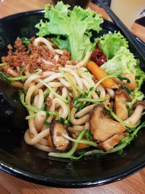 Seafood udon without mock at  Kimburi 金料理 in Central Singapore