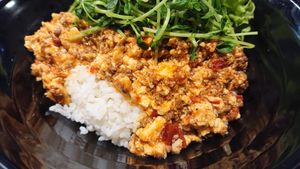mapo tofu rice at  Kimburi 金料理 in Central Singapore